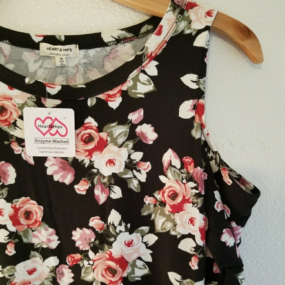 NWT* Floral Cold Shoulder Dress*